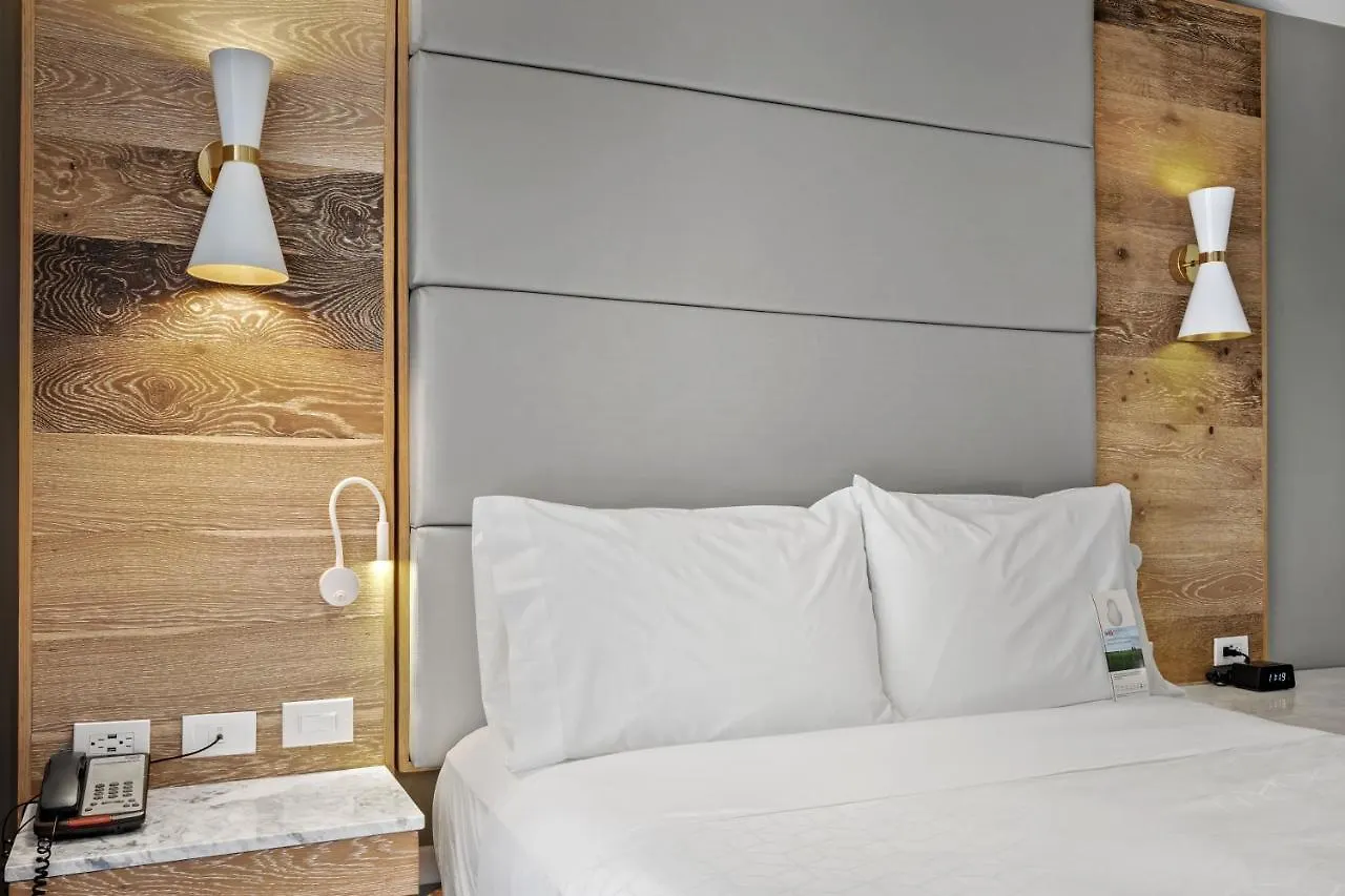 Holiday Inn Express San Juan Condado, an IHG Hotel 3*,